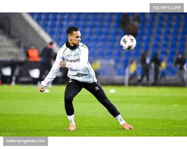 贝蒂斯球星安东尼接受媒体采访，坦言对安达卢西亚德比充满期待